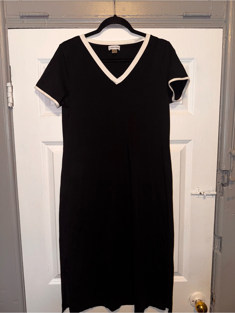 Calvin Klein Black Midi V‑Neck Dress with White Trim